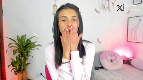 princessluna_14 online show from February 2026 08:03:02 PM