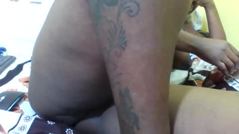 Snapshot of princessmiles2 chatting on May 2026 06:20:01 PM phelly online show from May 2026 06:20:01 PM