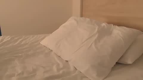 Kris3 online show from February 2025 03:18:01 AM