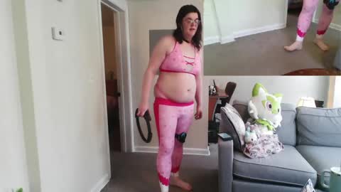 PuppyAshley online show from March 2026 04:24:01 PM