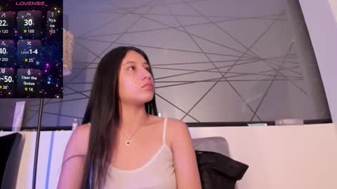 Snapshot of princesstina06 chatting on October 2025 10:24:01 AM Valentina online show from October 2025 10:24:01 AM