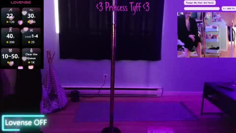 Snapshot of princesstyff chatting on April 2026 01:06:02 PM Tyff et Blast online show from April 2026 01:06:02 PM