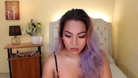 princessyanzy1 online show from December 2024 02:42:02 AM