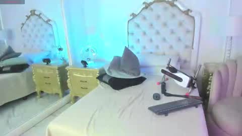 Marcela online show from February 2025 10:50:01 PM