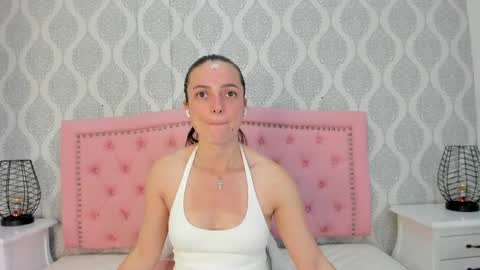 Snapshot of princsgirl_ chatting on April 2026 07:01:01 PM Marcela online show from April 2026 07:01:01 PM