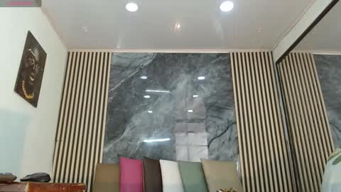 priscilarainbow online show from February 2025 08:53:01 PM