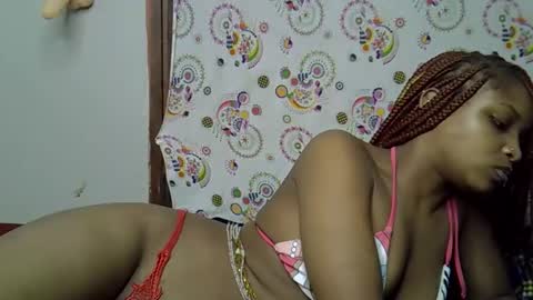 Snapshot of priya_queen chatting on May 2026 07:00:01 PM priya_queen online show from May 2026 07:00:01 PM