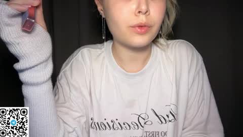 moli online show from April 2026 03:48:02 PM