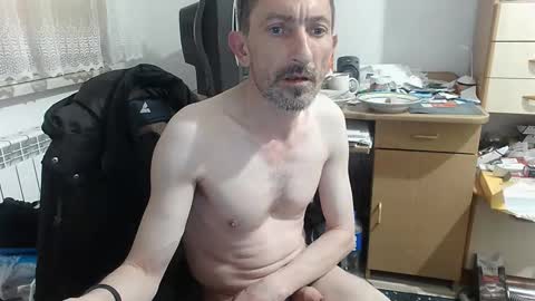 Mariusz online show from April 2026 09:23:01 PM