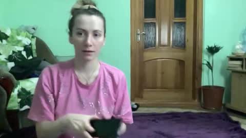 Snapshot of proud_sweet_21 chatting on October 2025 10:31:01 PM proud sweet 21 online show from October 2025 10:31:01 PM