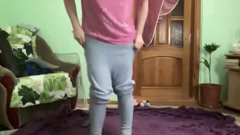 Snapshot of proud_sweet_21 chatting on October 2025 10:37:01 PM proud sweet 21 online show from October 2025 10:37:01 PM