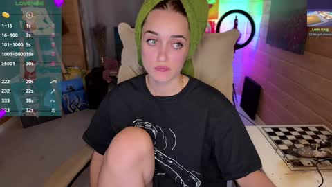 Queen of Pain online show from December 2024 07:21:01 PM