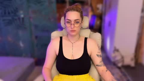 Snapshot of ps4pro chatting on June 2026 02:45:02 AM Queen of Pain online show from June 2026 02:45:02 AM