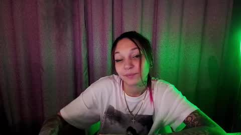 LUCY -----    online show from December 2024 07:52:02 PM