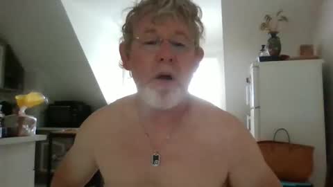 ptitrouquin online show from September 2025 07:10:02 AM