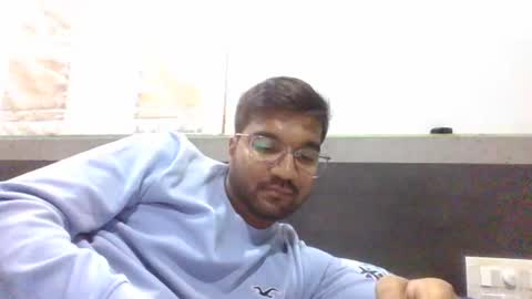 Snapshot of ptl1711 chatting on December 2024 08:26:01 AM ptl1711 online show from December 2024 08:26:01 AM