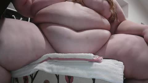 Snapshot of pugglelover chatting on December 2024 03:21:02 PM Puggie - online show from December 2024 03:21:02 PM