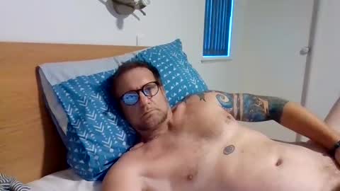 Snapshot of pulllin4u chatting on May 2026 04:31:01 AM pulllin4u online show from May 2026 04:31:01 AM