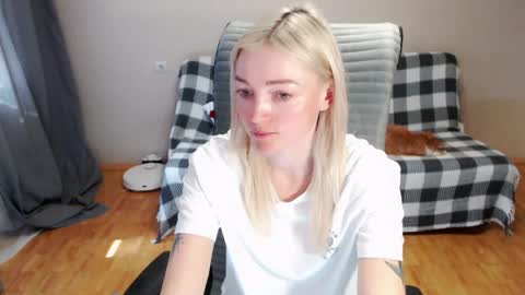 Polly online show from May 2026 06:11:01 AM