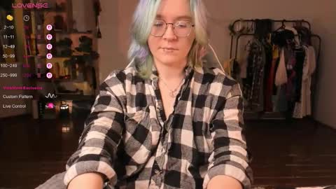 Alisa  lack of vitamin D  online show from October 2025 04:03:02 PM