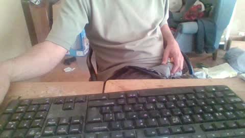 pup_y online show from October 2025 08:34:01 AM