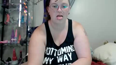 Snapshot of pupghostt chatting on June 2026 01:09:02 PM PupGhostt online show from June 2026 01:09:02 PM