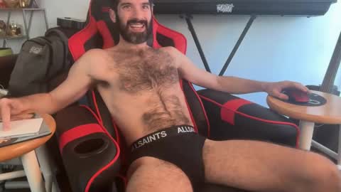 Pup Scritch online show from January 2026 05:37:01 PM