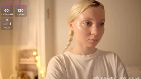 i dont do shows for free. watching here silently and waiting for me to start showing you something for free is useless online show from December 2024 02:44:01 PM