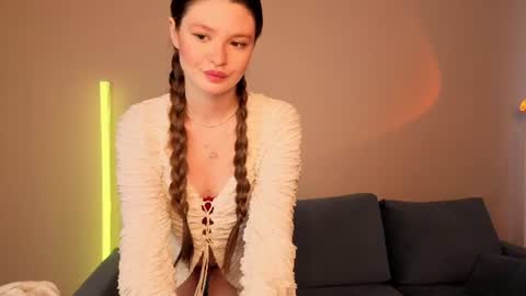 Snapshot of puree_eva chatting on June 2026 02:58:02 AM Eva online show from June 2026 02:58:02 AM