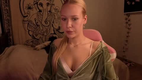 Megan online show from May 2026 02:26:01 PM