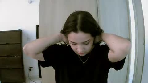 Snapshot of purple_23 chatting on February 2026 02:24:01 PM Lizzy online show from February 2026 02:24:01 PM