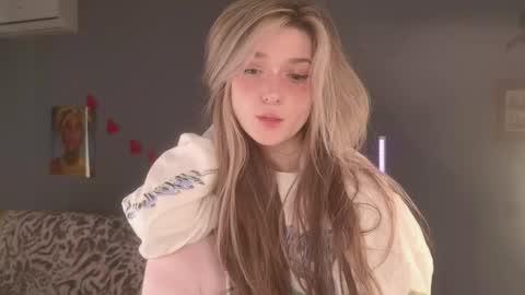 Bella online show from March 2026 08:19:01 AM