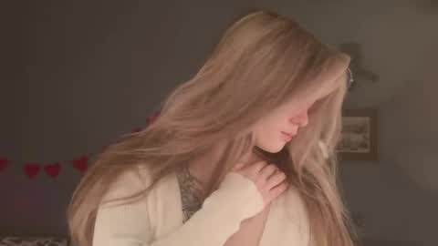 Bella online show from April 2026 05:40:02 AM