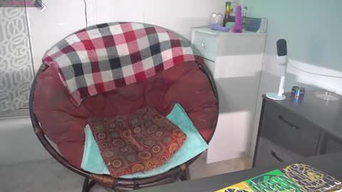 Lil Kush  online show from January 2025 12:17:02 PM