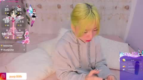 Snapshot of purplelilith3 chatting on March 2025 01:21:02 AM Purple Lilith online show from March 2025 01:21:02 AM