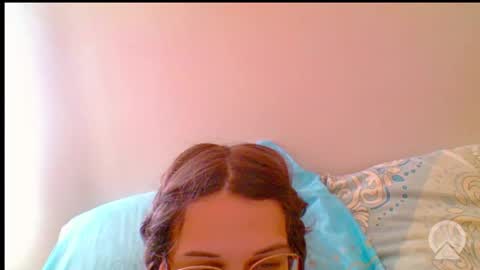 Snapshot of purretta chatting on March 2026 10:17:02 AM Mishel online show from March 2026 10:17:02 AM