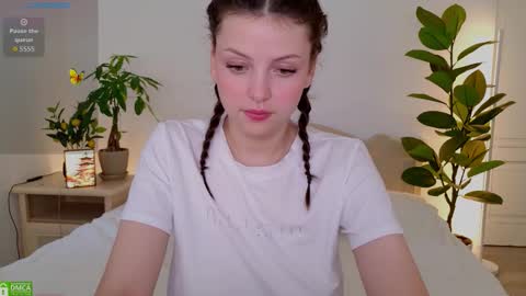 Snapshot of pusichka_ chatting on September 2025 07:35:01 AM Diana    Onlyfans  online show from September 2025 07:35:01 AM