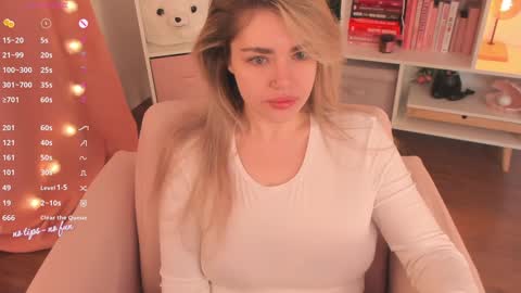 Snapshot of pussy_kattt chatting on January 2025 05:07:02 AM kat follow online show from January 2025 05:07:02 AM