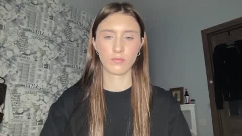 pussygirl007 online show from February 2025 08:17:01 AM