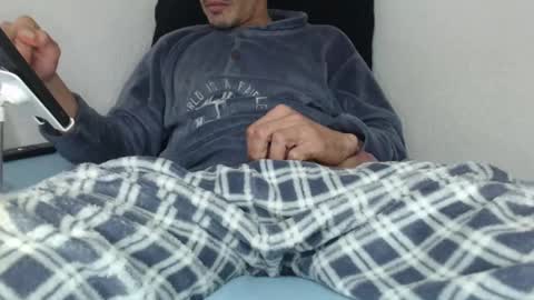 Snapshot of pussyhunterpt chatting on March 2025 10:04:02 PM Ruck Fules online show from March 2025 10:04:02 PM