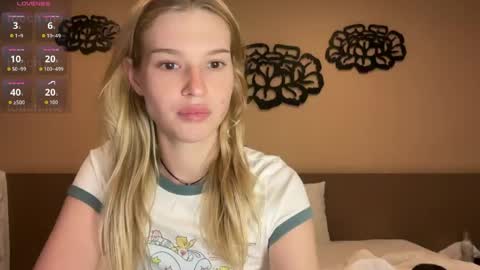 Lina online show from March 2026 05:13:02 PM