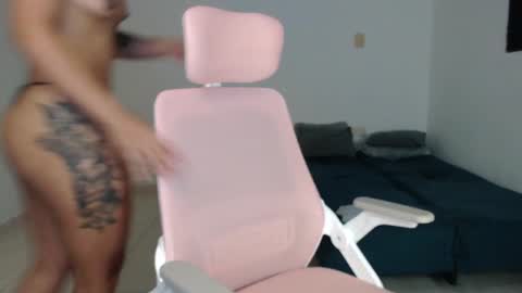 Izumi online show from December 2024 06:03:02 AM