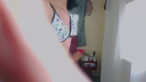 Snapshot of putiputisexo chatting on May 2026 09:11:02 PM putinaicolls online show from May 2026 09:11:02 PM