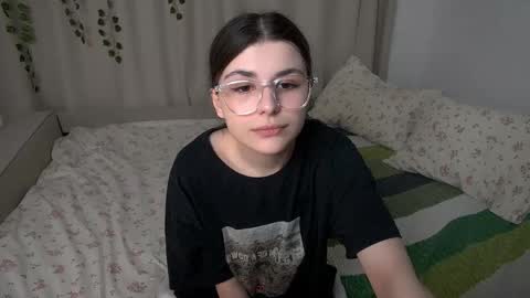 Ava online show from April 2026 02:26:02 AM