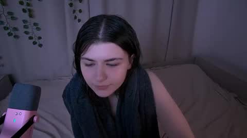 Snapshot of pyro_flerrr chatting on May 2026 11:17:02 PM Ava online show from May 2026 11:17:02 PM