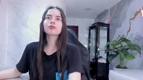 Qetsyah online show from April 2026 12:58:02 PM