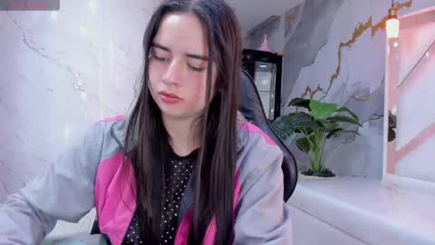 Qetsyah online show from April 2026 02:32:02 PM