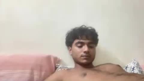qosmo123 online show from July 2026 10:45:01 PM