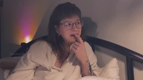 Snapshot of quack__quack chatting on December 2024 04:26:01 PM online show from December 2024 04:26:01 PM