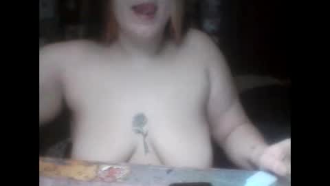 Snapshot of queeeendeepthrot chatting on February 2025 12:16:01 AM Bigtitanalslut online show from February 2025 12:16:01 AM